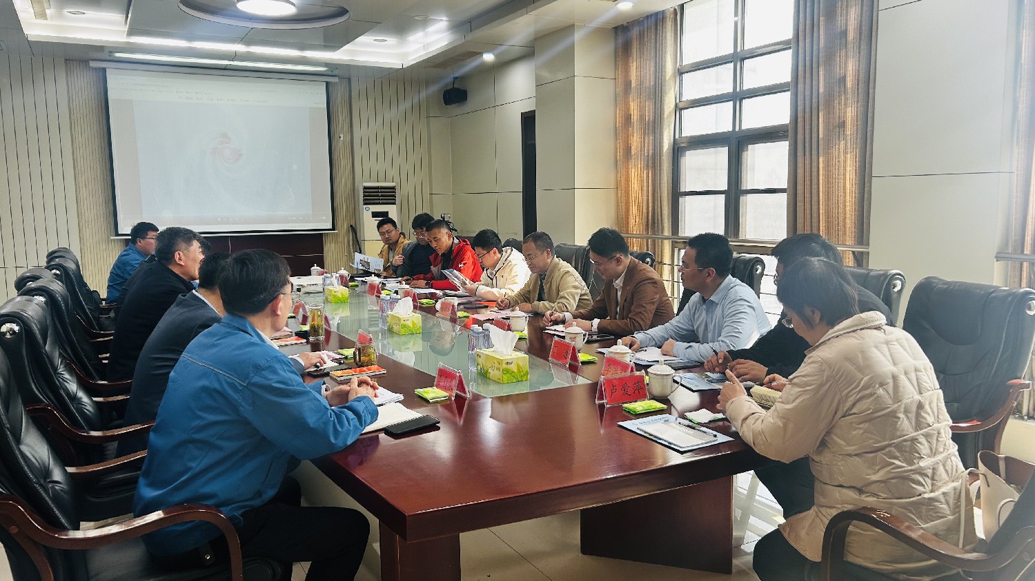 深能集團來化工基地調(diào)研座談